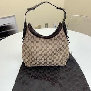 AUTHENTIC! WORN TWICE! LIKE NEW! Gucci bag